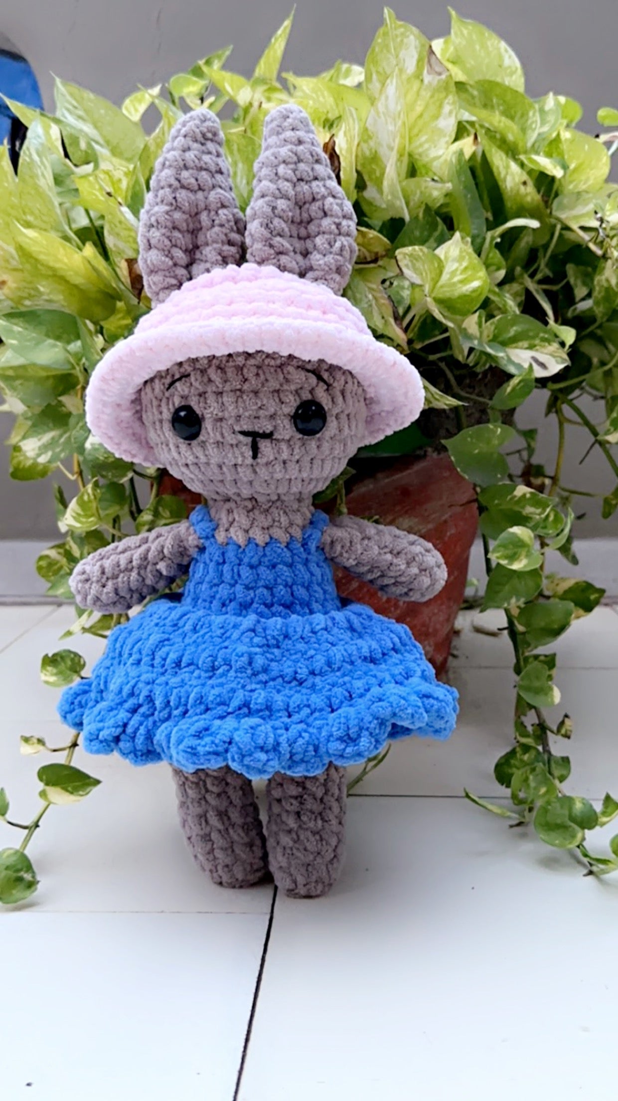 Toy - Mrs bunny