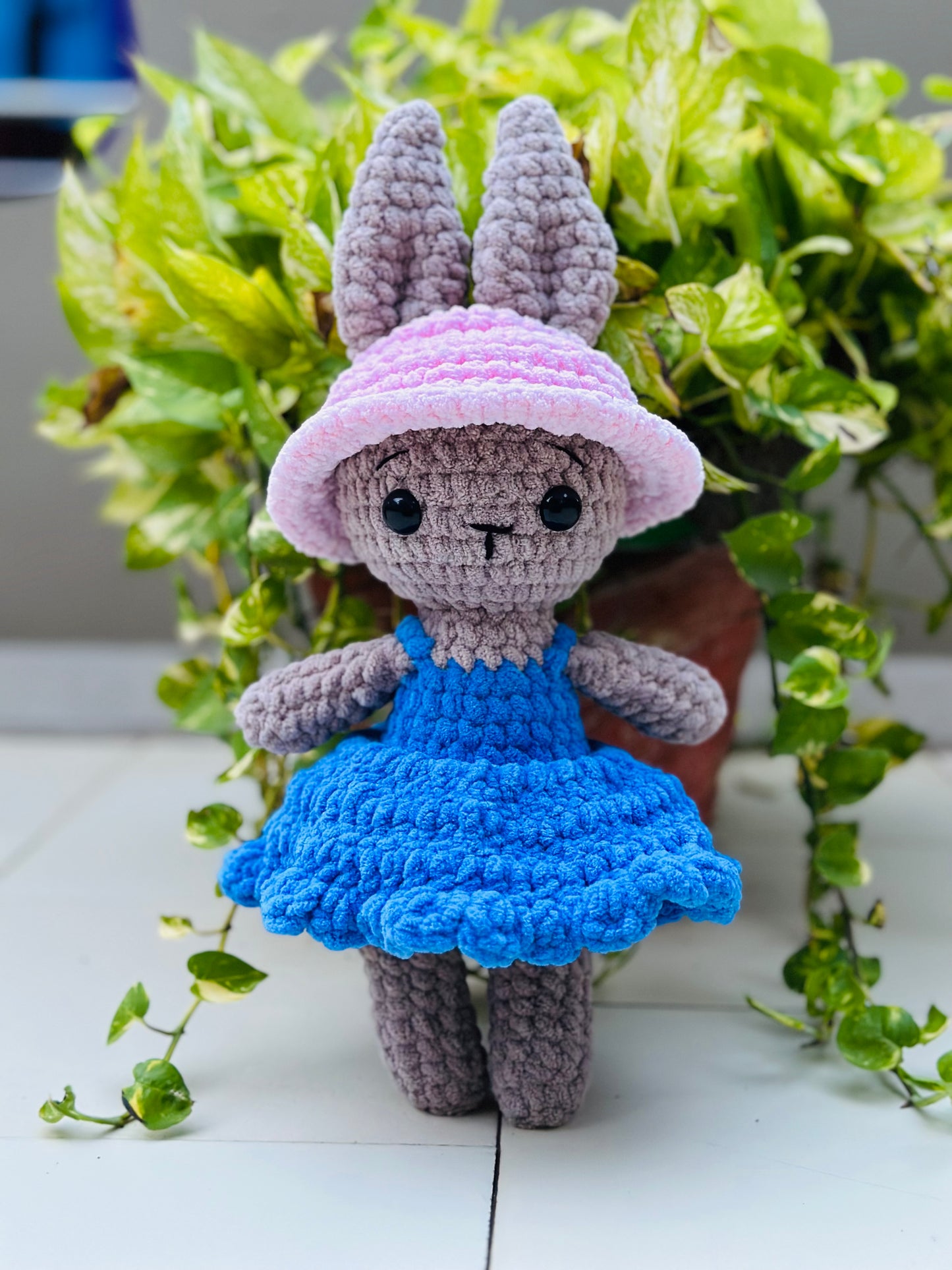 Toy - Mrs bunny