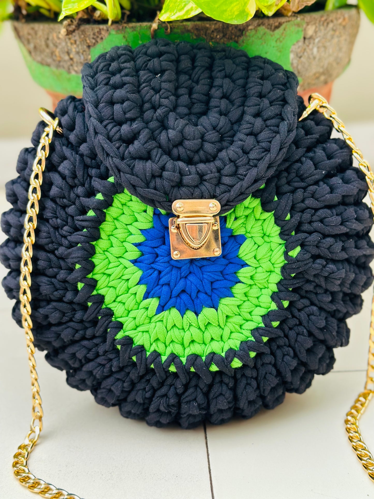 Sling bag- oreo sling